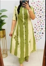 Woman's Floral Print A-line Rayon Kurti with Pant Set - Image 4