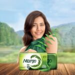 Margo Original Neem Soap 125gm X 8 | Powered With Goodness of 1000 Natural Neem Leaves | Soap for Clear and Beautiful Skin | Infused with Vitamin E for Moisturising