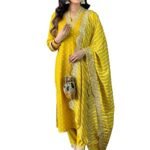 out this item STYLISH FUNCTIONAL DUFFEL BAG FOR WOMEN: Enhance every trip with this carry-on luggage bag that merges modern fashion and practicality. The roomy interior with charming kitty pattern allows orderly storage of your travel or gym gear while keeping an elegant look. Designed as a multi-purpose companion, it easily transitions from yoga sessions to short weekend adventures or day-to-day errands. RELIABLE CONSTRUCTION: Built from sturdy Oxford cloth material, this duffel bag ensures lasting strength even with constant use. Its tough fabric resists everyday wear and maintains an attractive appearance on every outing. Perfect for travel or workouts, it provides consistent dependability while retaining a polished design.