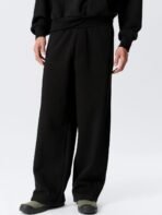 Men Relaxed Straight Fit Trousers