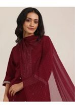 Floral Embroidered Round Neck Sequinned Straight Kurta With Trouser & Dupatta - Image 4